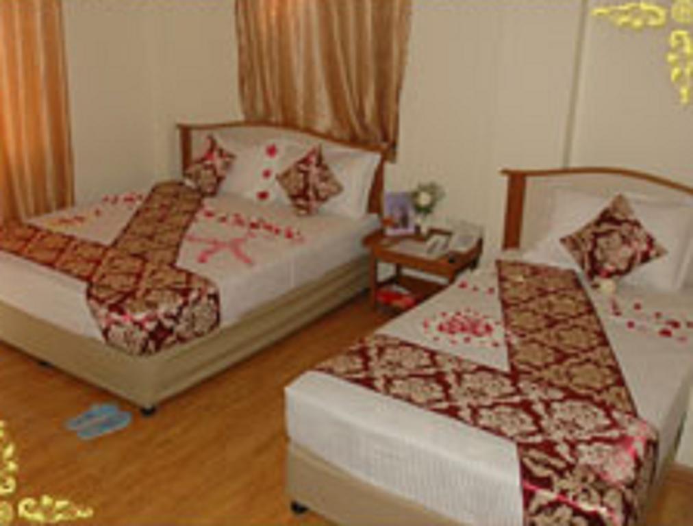 Diamond Crown Hotel Dawei Buitenkant foto