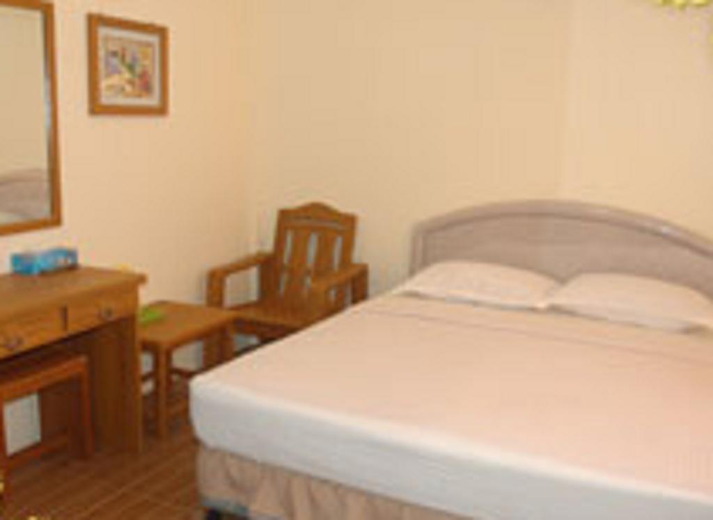 Diamond Crown Hotel Dawei Buitenkant foto