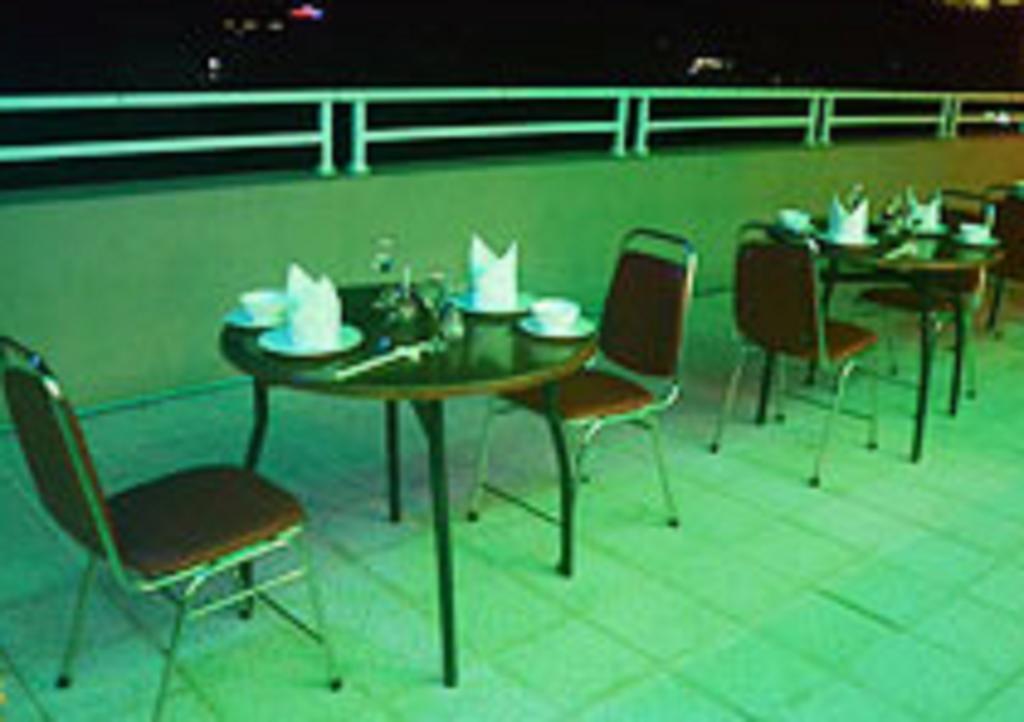 Diamond Crown Hotel Dawei Buitenkant foto
